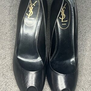 Yves Saint Laurent Black High Heel Pumps